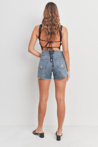 HR SIMPLE DISTRESSED SHORT